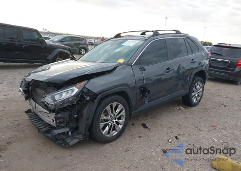 2020 Toyota Rav4 Xle Premium z USA, uszkodzony, nr VIN 2T3C1RFV7LW082164